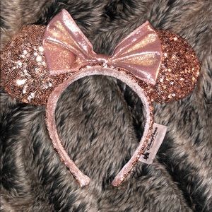 Rose Gold Authentic Disney Minnie Mouse Ears